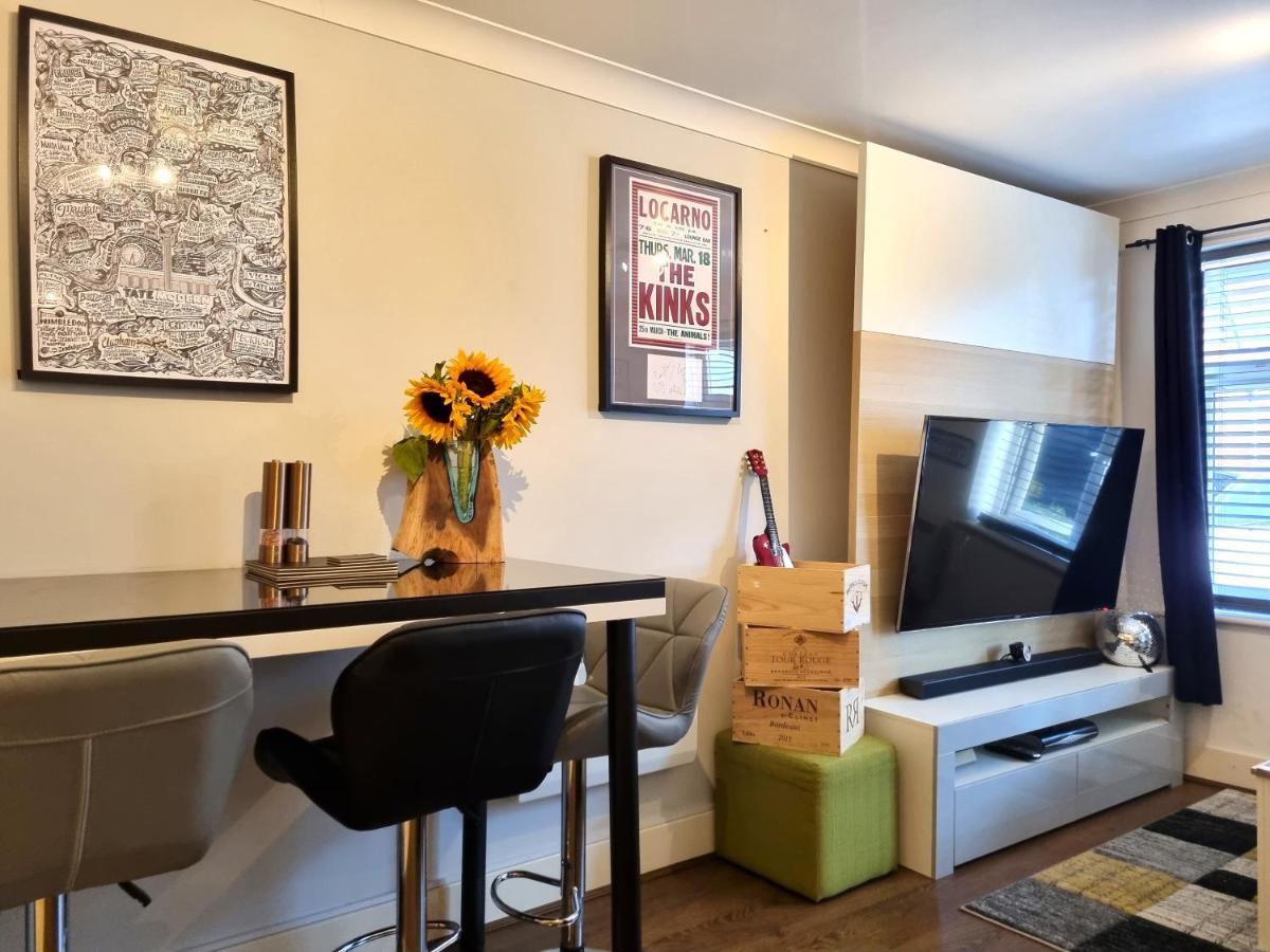 The Belmont, Old Town Apartman Swindon Kültér fotó